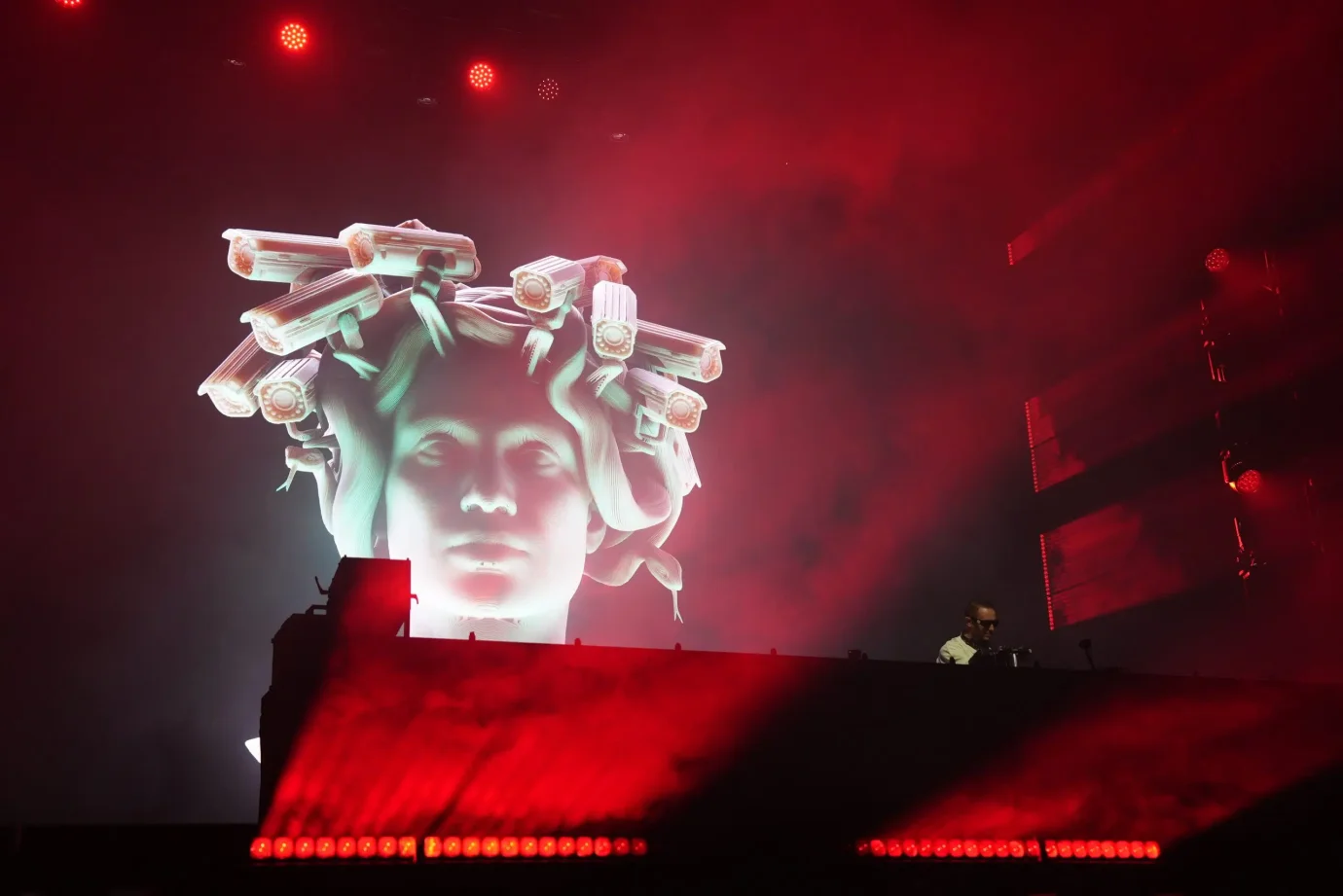case-study-ctme-aft_r-concerts-ksa-2025-july-lighting-stage-led-display-art-4-6-photo-credit-ctme-4-2560×1710.jpg