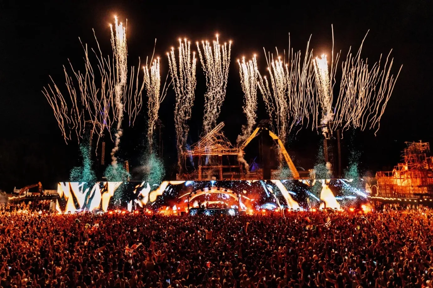 tomorrowland-2025.jpg
