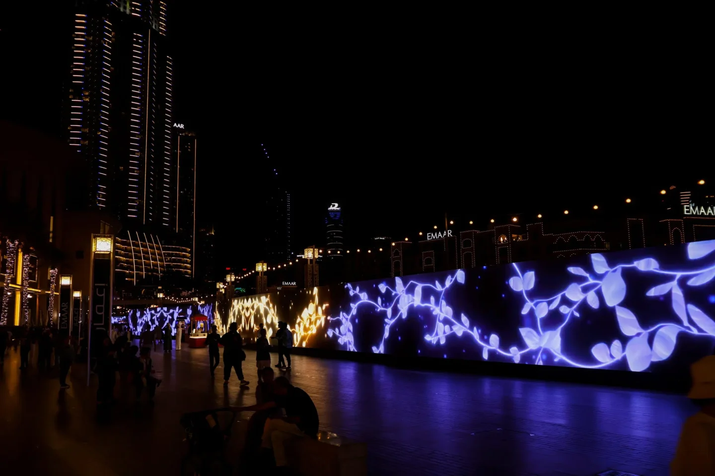 Dubai mall fountain mvmk2 series 2025 10 2560x1707.jpg