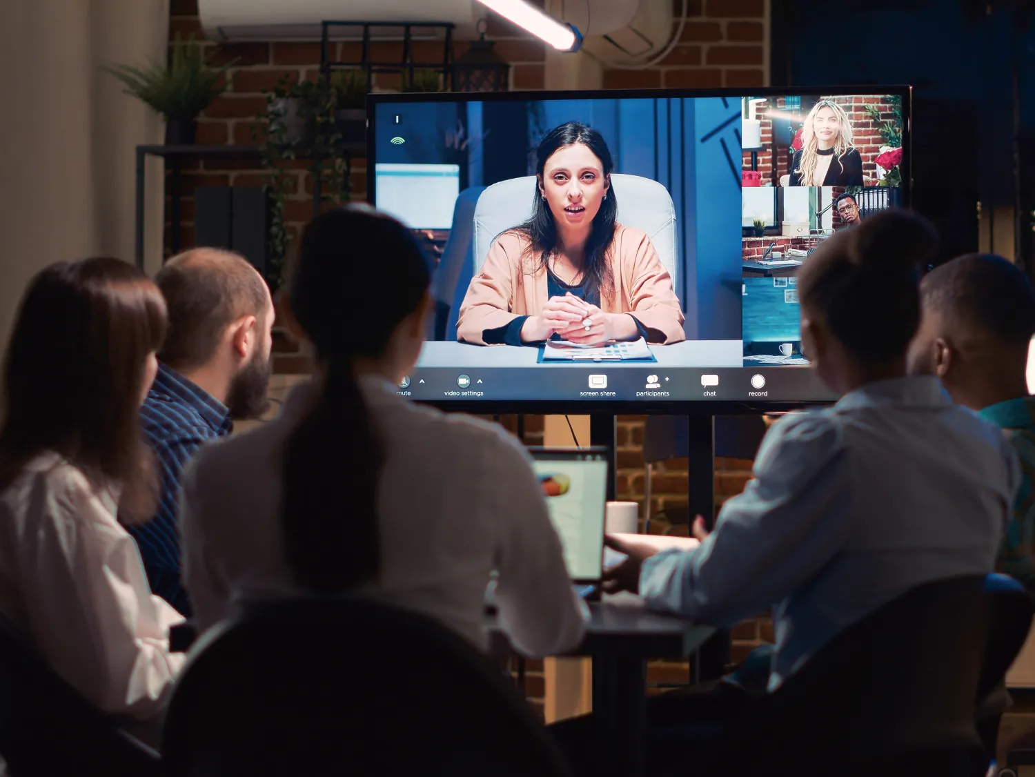 一键投屏，自定义分屏