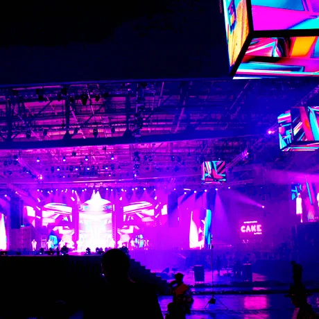 Stage & Live Shows